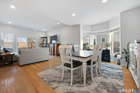 Tiny photo for 909 Tillinghast Drive #909, Oxford, CT 06478 (MLS # 24151108)