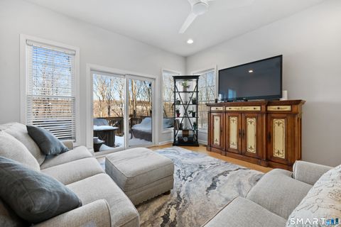 Tiny photo for 909 Tillinghast Drive #909, Oxford, CT 06478 (MLS # 24151108)