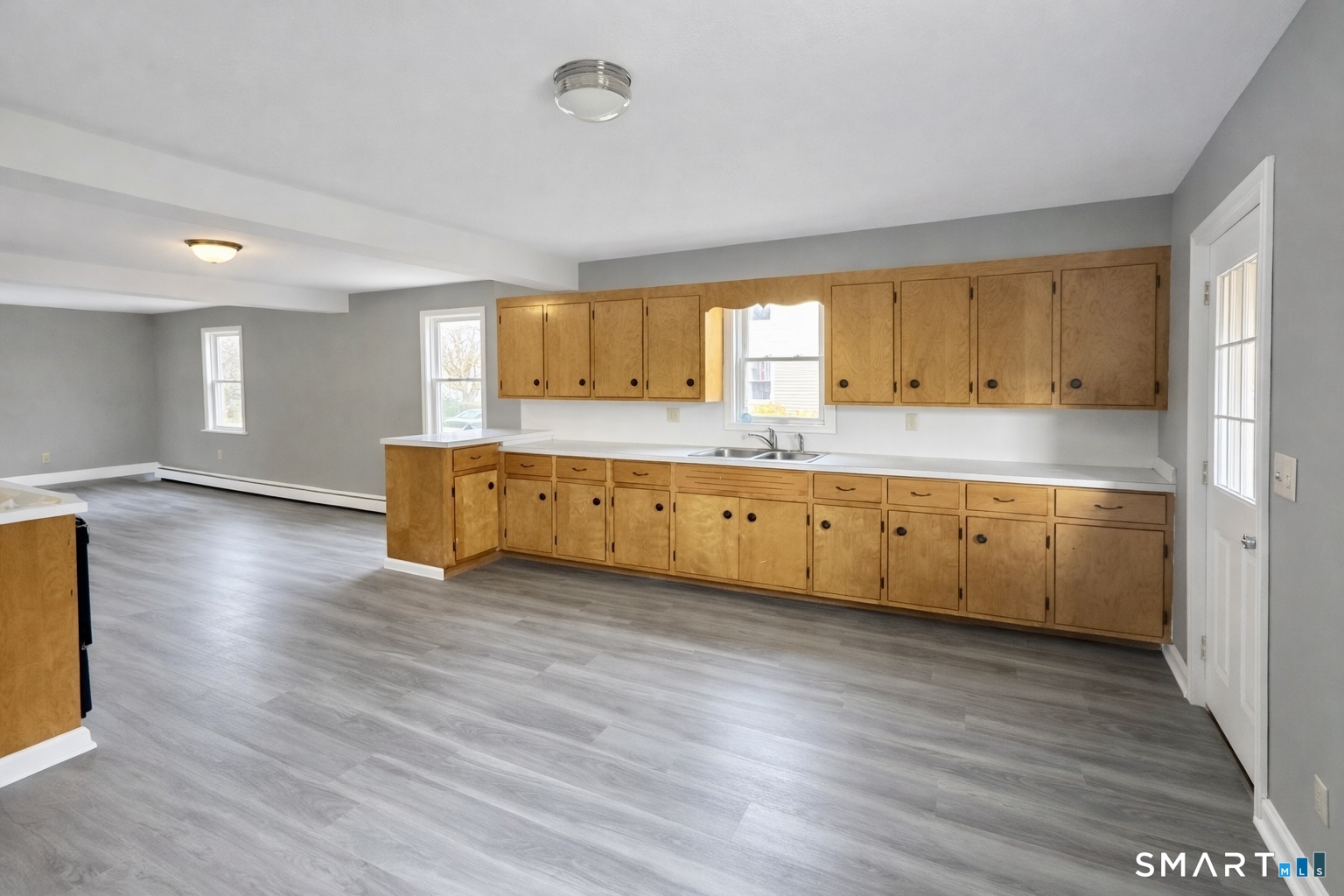 54 Litchfield Avenue