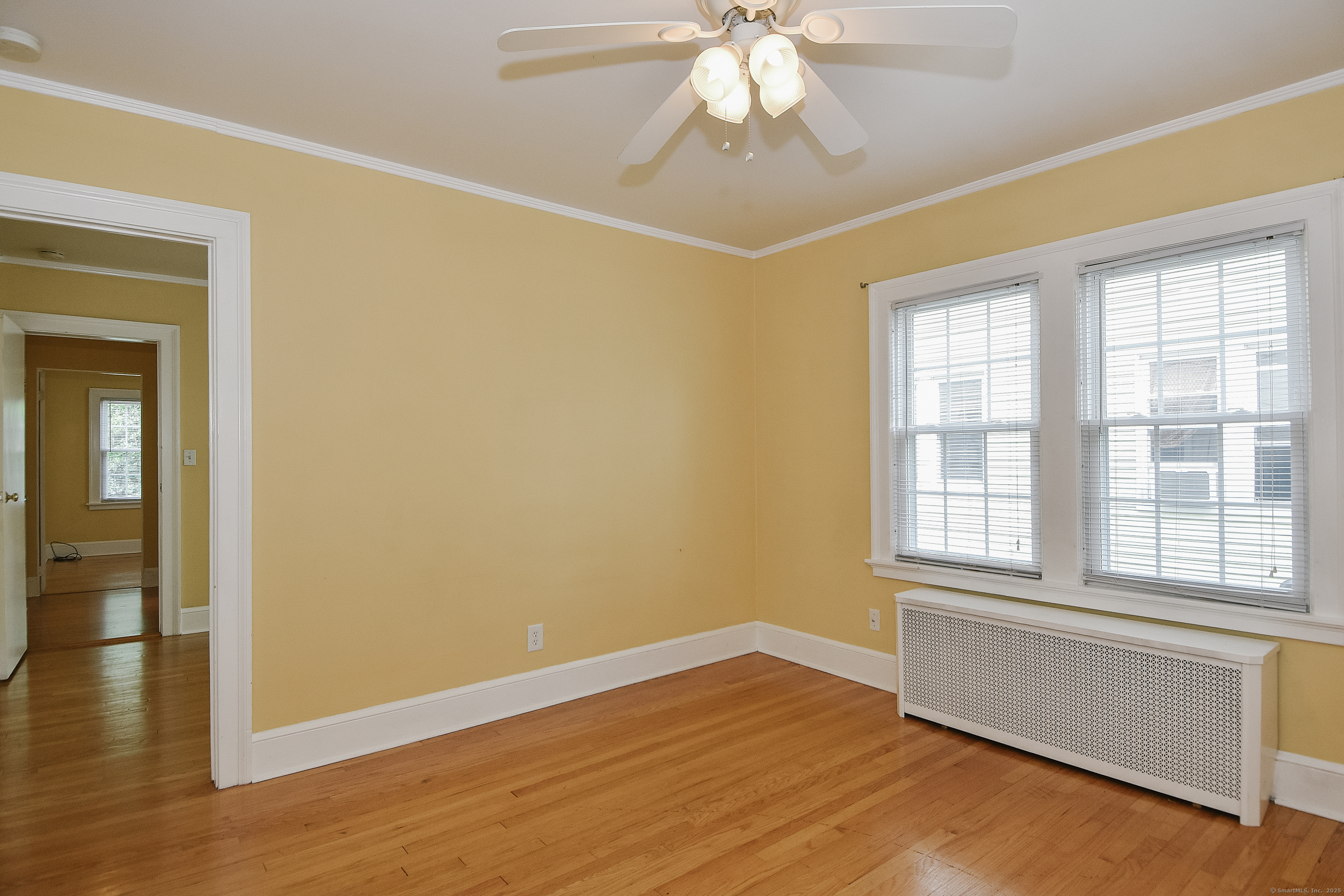 West Hartford, Connecticut 06119, United States, 3 Bedrooms Bedrooms, ,1 BathroomBathrooms,Residential,Pending,201346