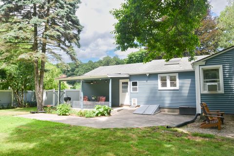 A home in Farmington