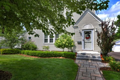 Tiny photo for 18 Day Spring Avenue, Hamden, CT 06518 (MLS # 24149652)