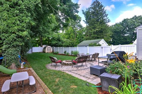 Tiny photo for 18 Day Spring Avenue, Hamden, CT 06518 (MLS # 24149652)