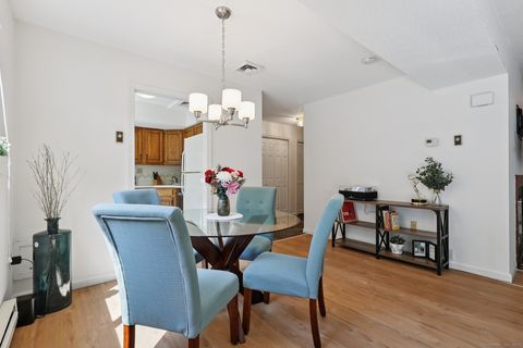 Tiny photo for 2 Farmington Meadow Drive #2, Farmington, CT 06032 (MLS # 24118546)