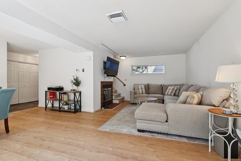 Tiny photo for 2 Farmington Meadow Drive #2, Farmington, CT 06032 (MLS # 24118546)