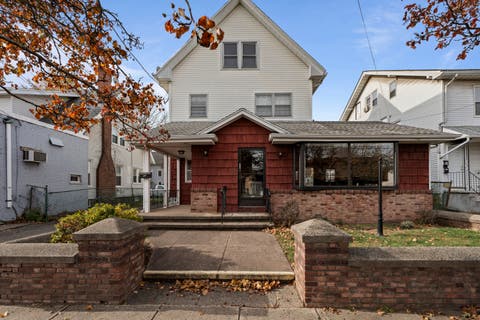 Photo of 1422 Dixwell Avenue, Hamden, CT 06514 (MLS # 24139905)