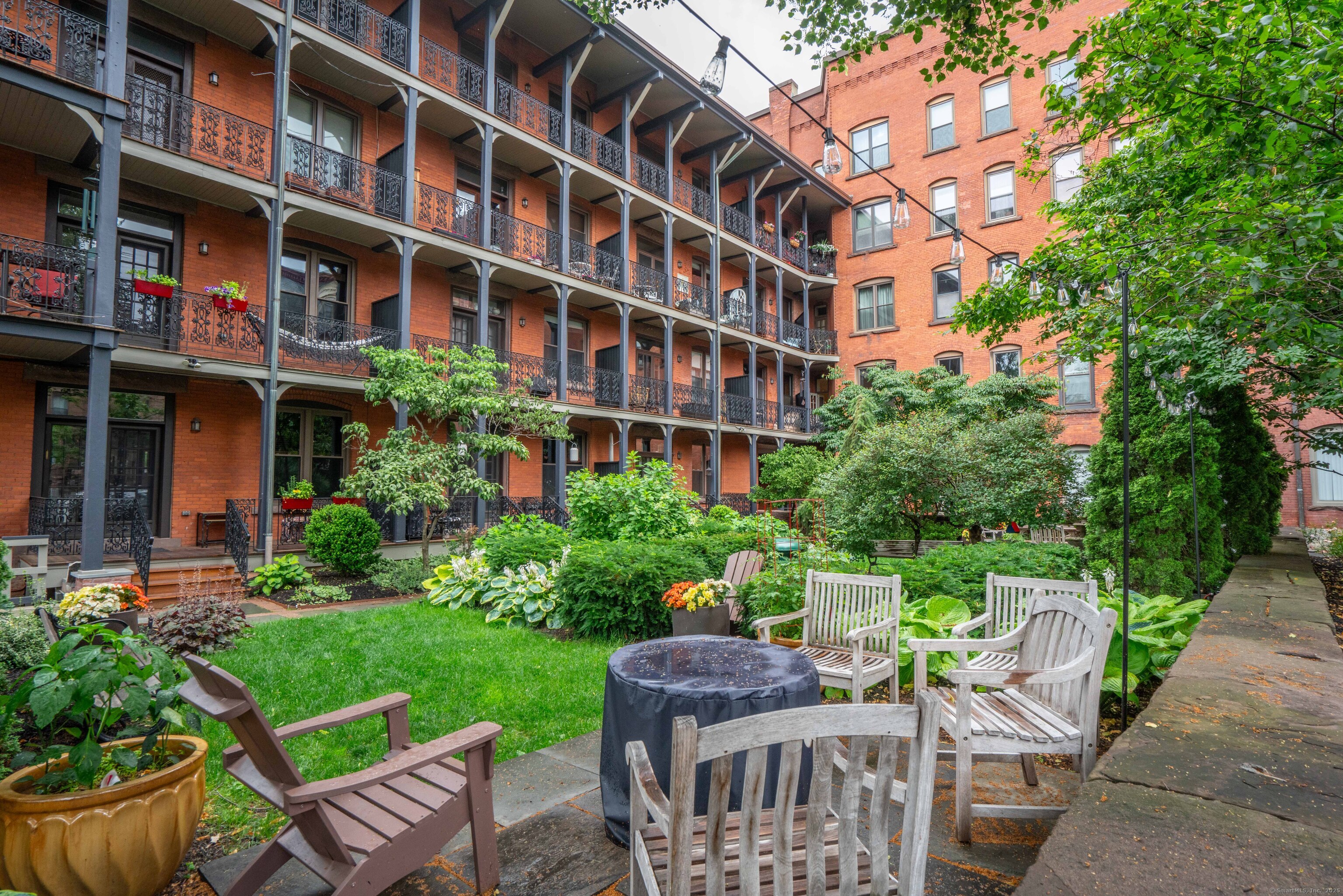 1 Linden Place #APT 309, Hartford, Connecticut image 37