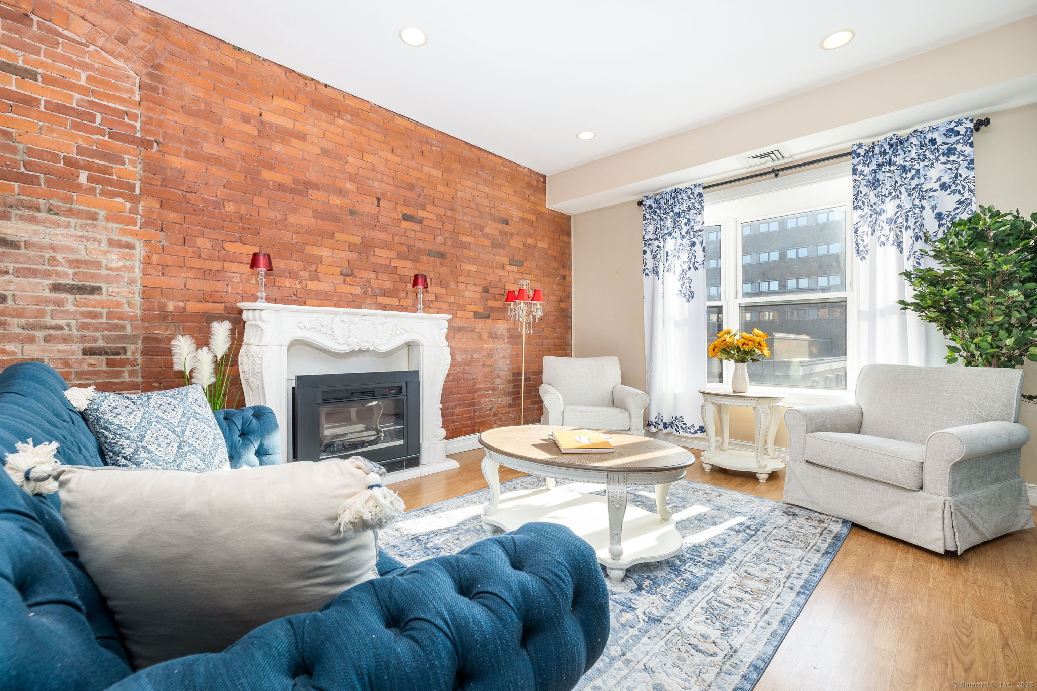 1 Linden Place #APT 309, Hartford, Connecticut image 2