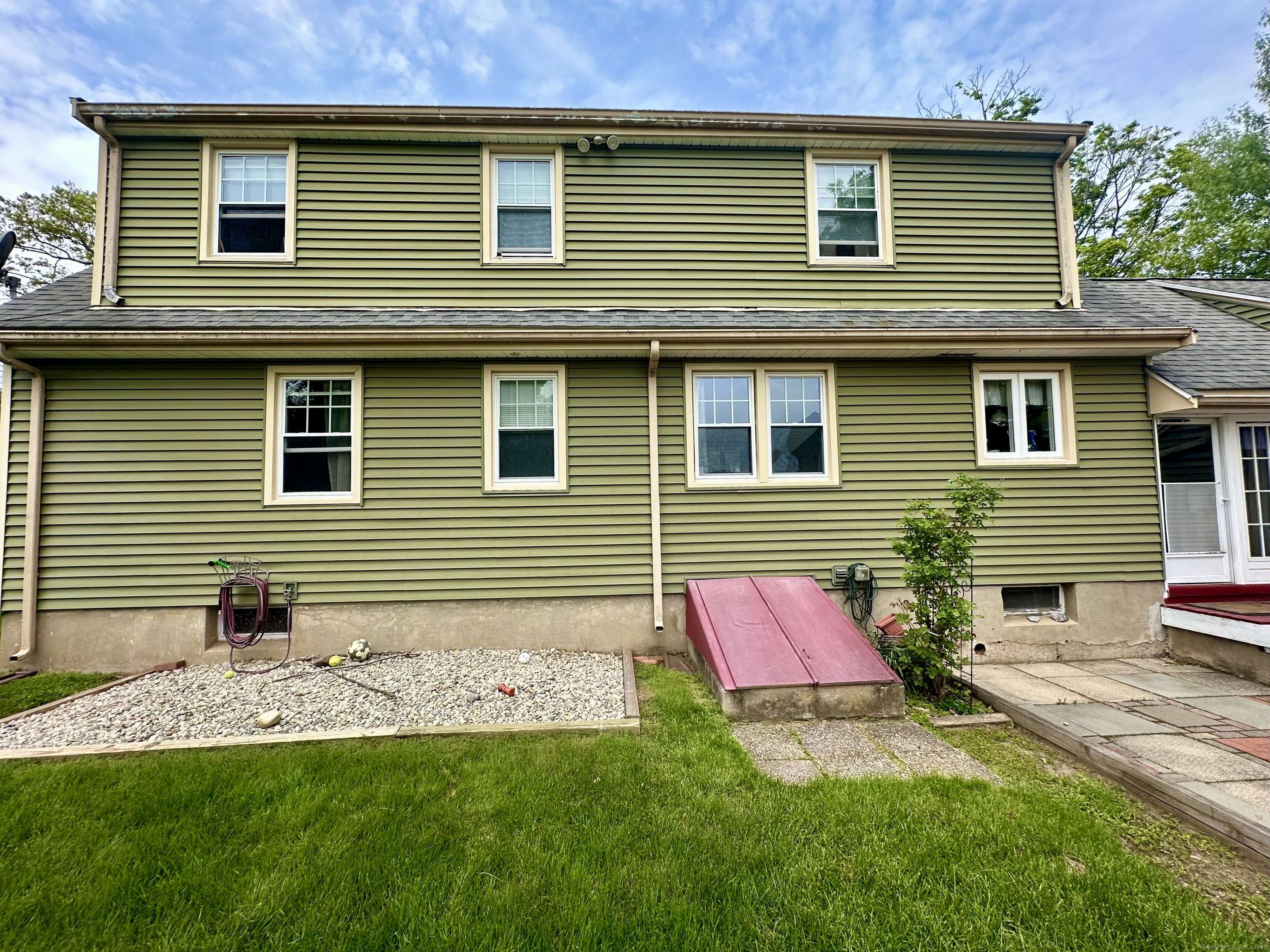 260 W Center Street, Southington, Connecticut image 25