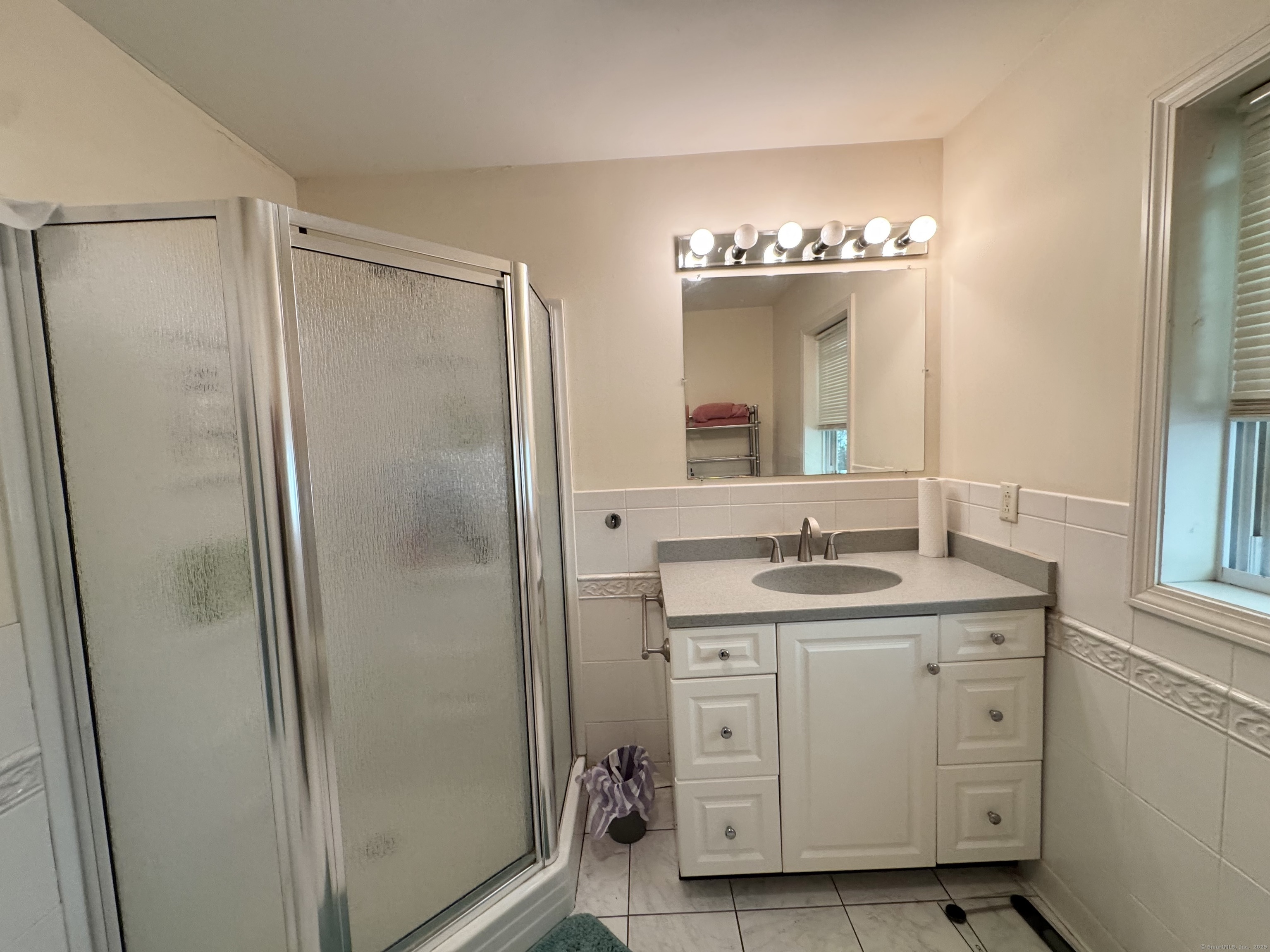 87 Munson Road, Beacon Falls, Connecticut image 14