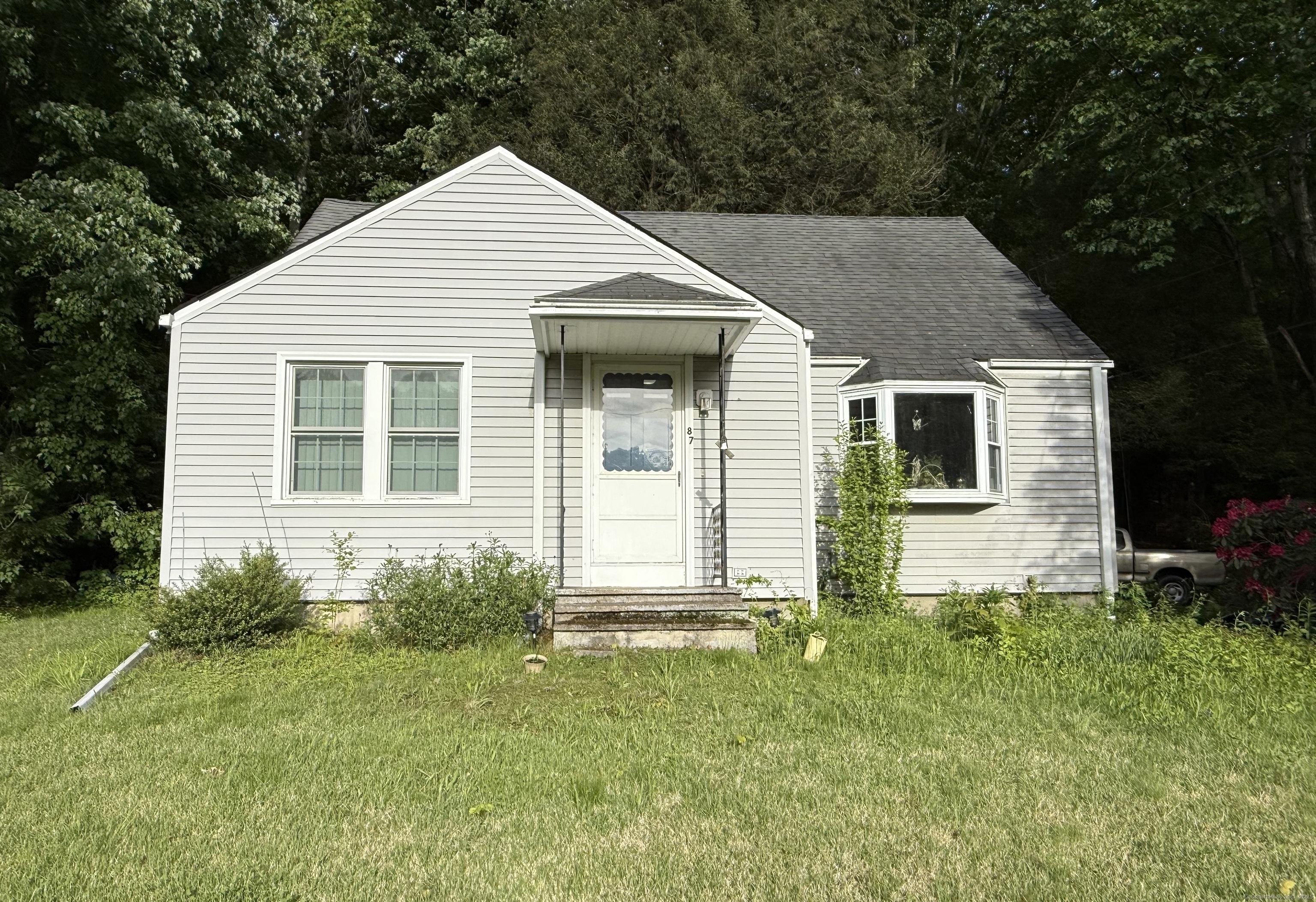 87 Munson Road, Beacon Falls, Connecticut image 1