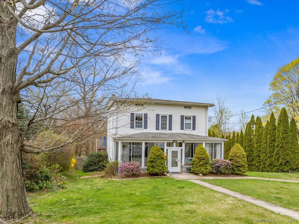 571 Pond Point Avenue