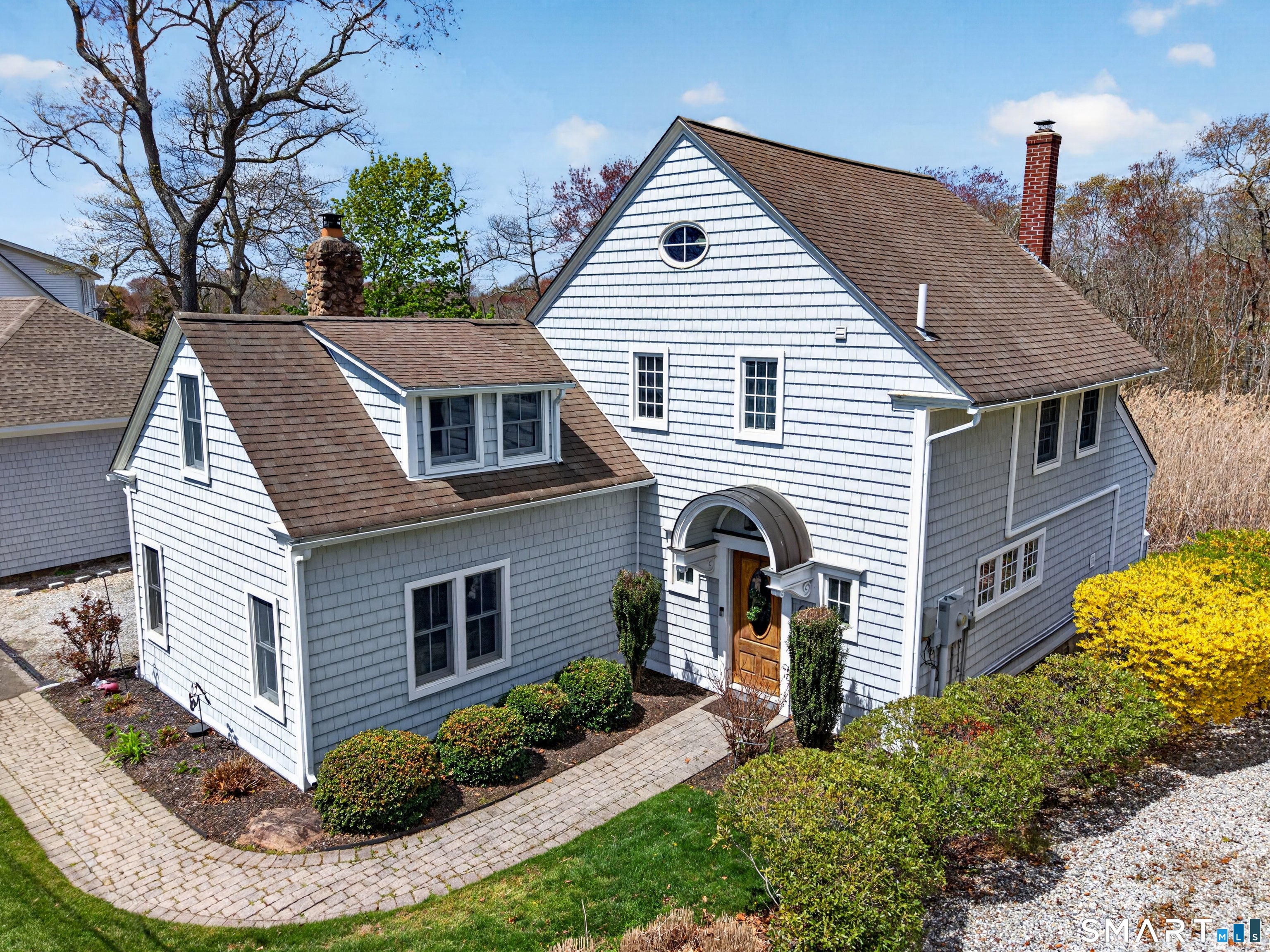 68 Groveway