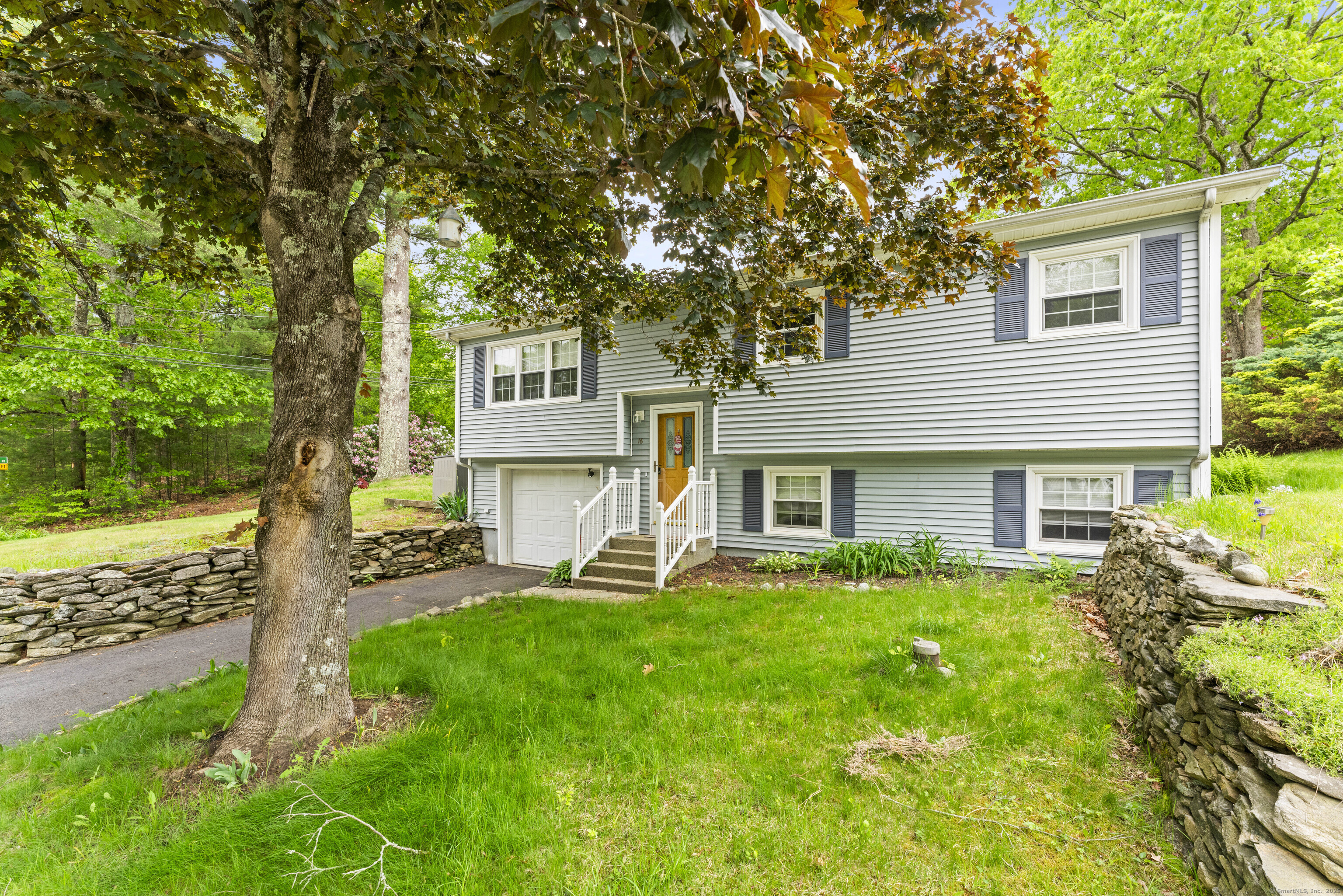 16 Spring Road