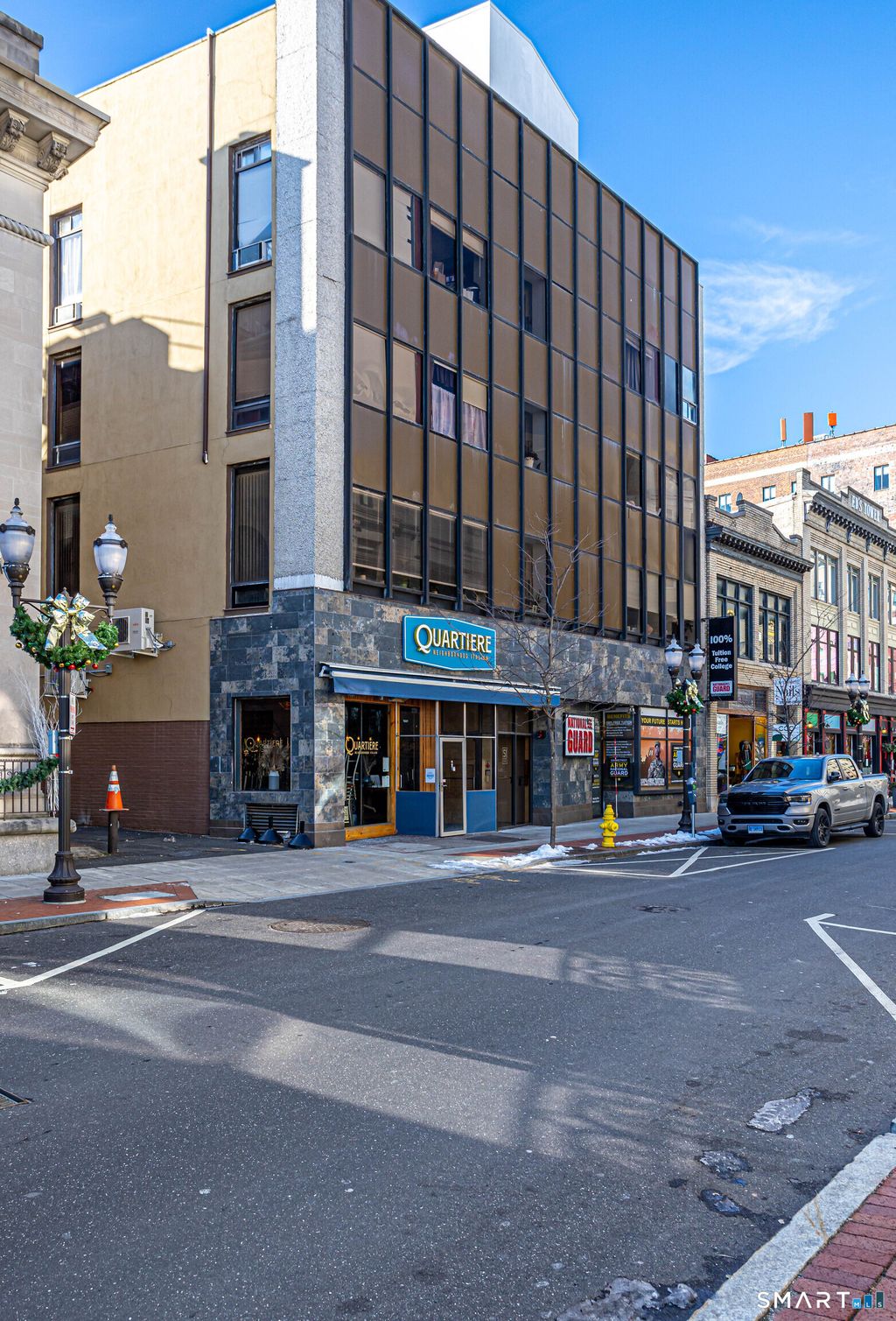 Photo of 51 Bank Street #2C, Stamford, CT 06901 (MLS # 24175314)