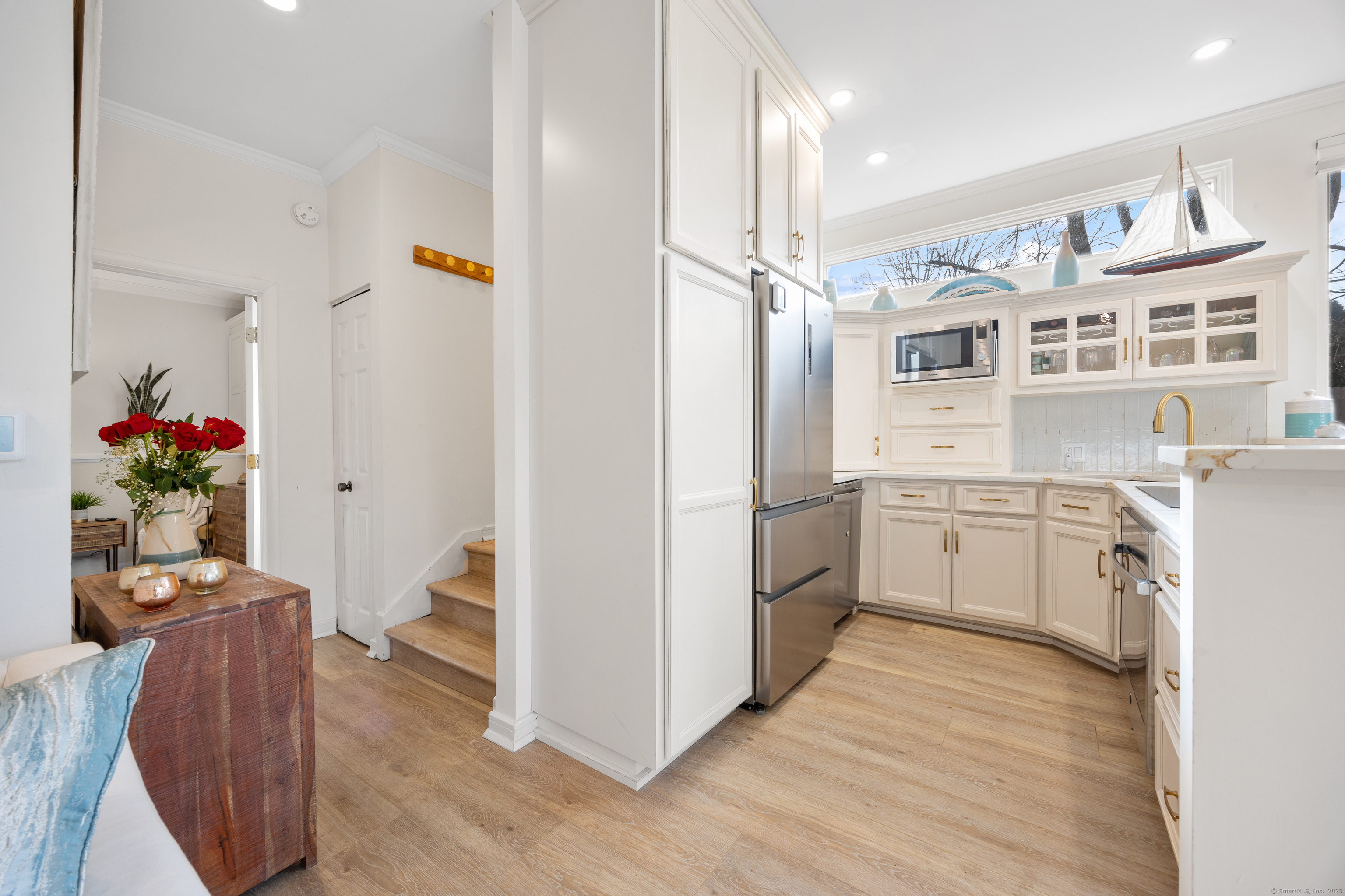 16 Pine Orchard Road #APT 1, Branford, Connecticut image 4