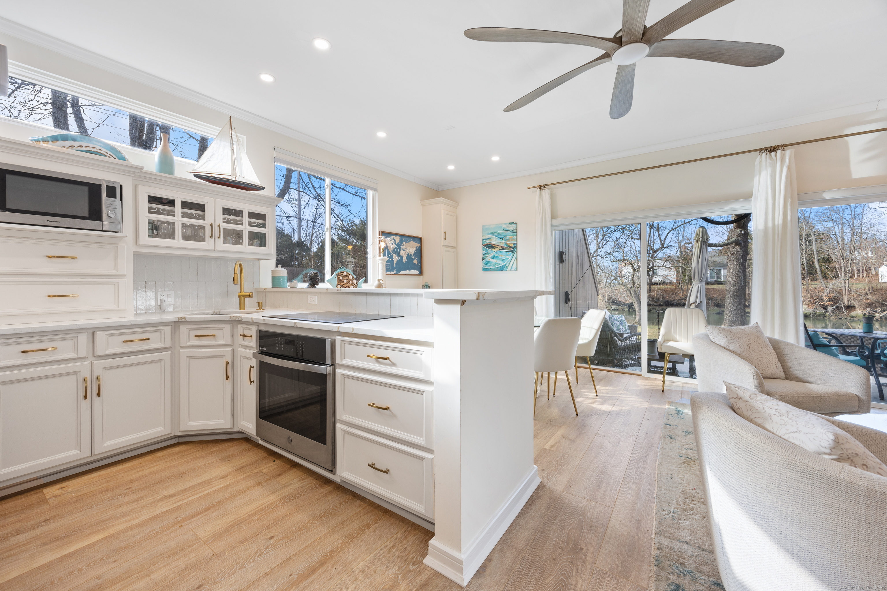16 Pine Orchard Road #APT 1, Branford, Connecticut image 5