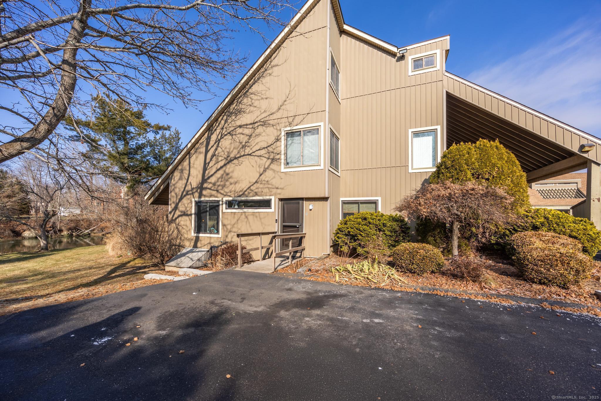 16 Pine Orchard Road #APT 1, Branford, Connecticut image 2