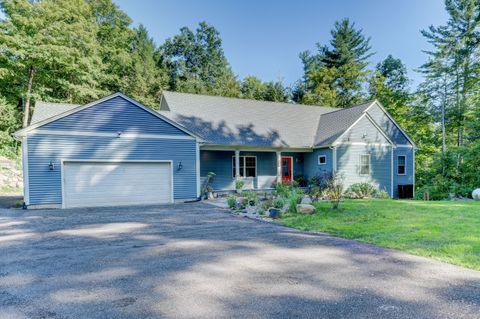 Photo of 404 Bassetts Bridge Road, Mansfield, CT 06250 (MLS # 24149078)