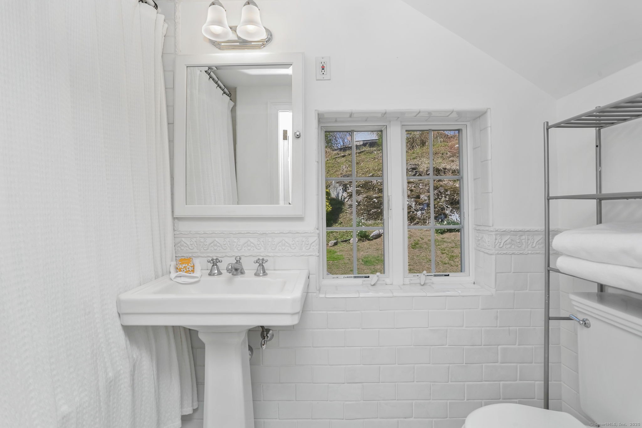 32 Valley Road, Westport, Connecticut image 16