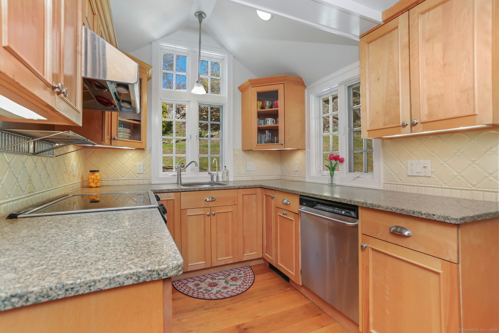 32 Valley Road, Westport, Connecticut image 6