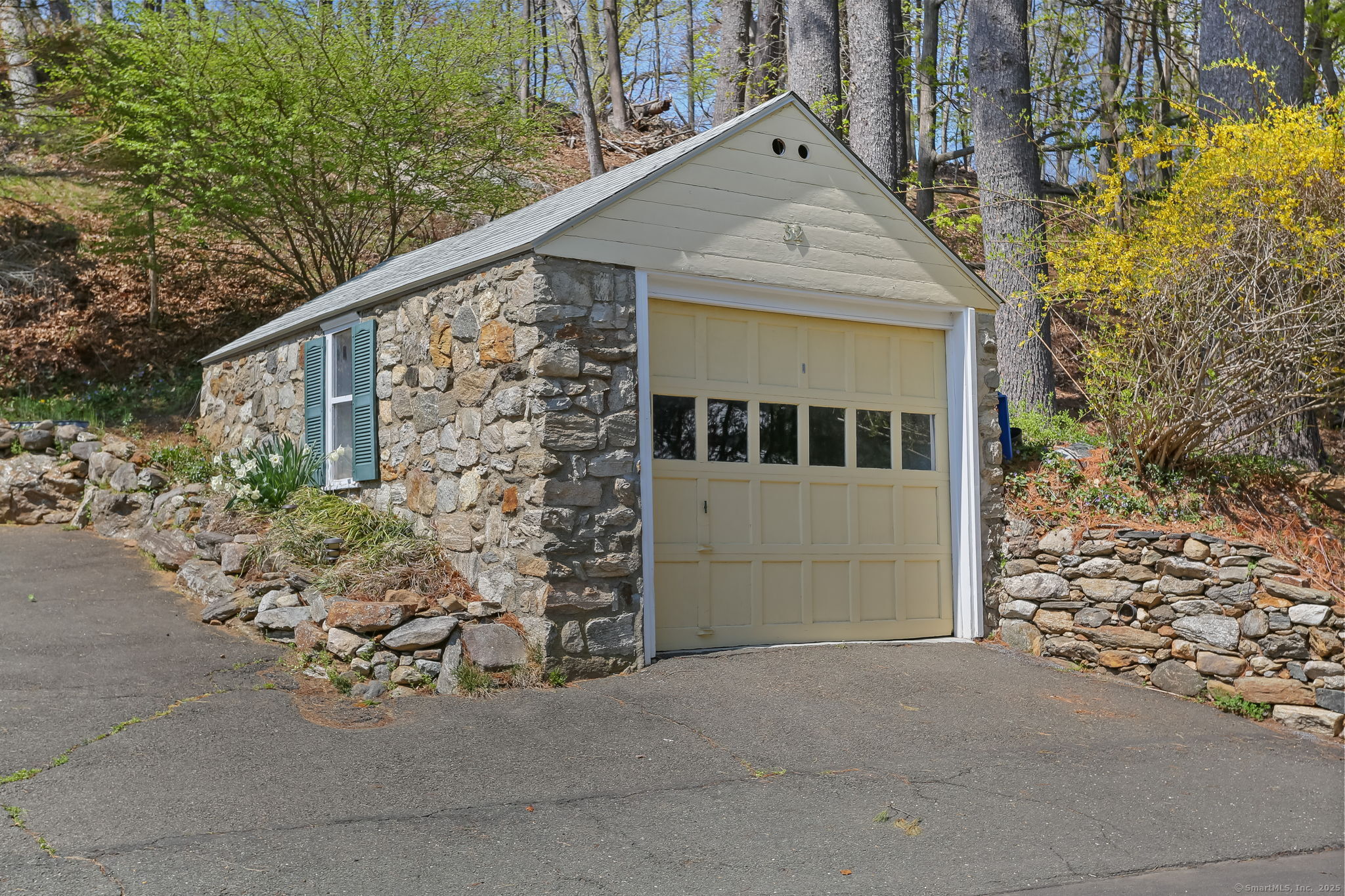 32 Valley Road, Westport, Connecticut image 31