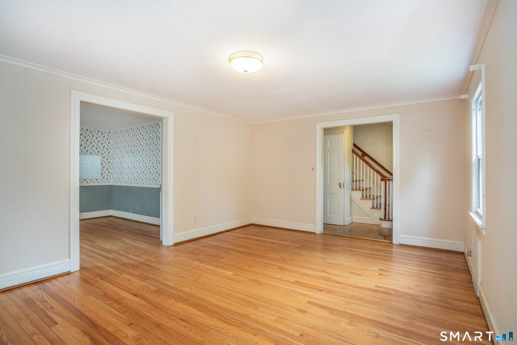 Photo of 101 Brunswick Avenue, West Hartford, CT 06107 (MLS # 24174714)