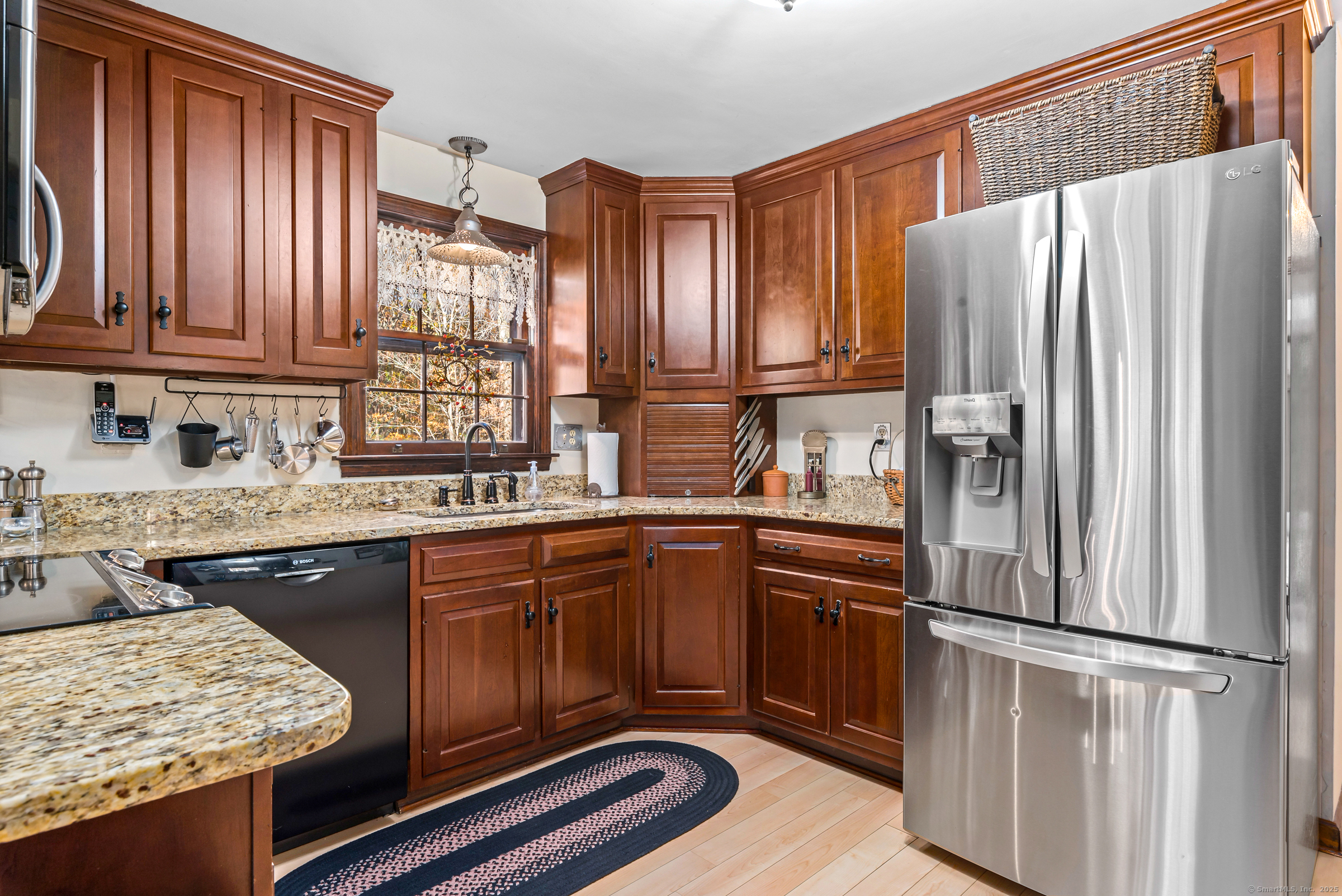 24 Quiet Woods Road, East Hampton, Connecticut image 11
