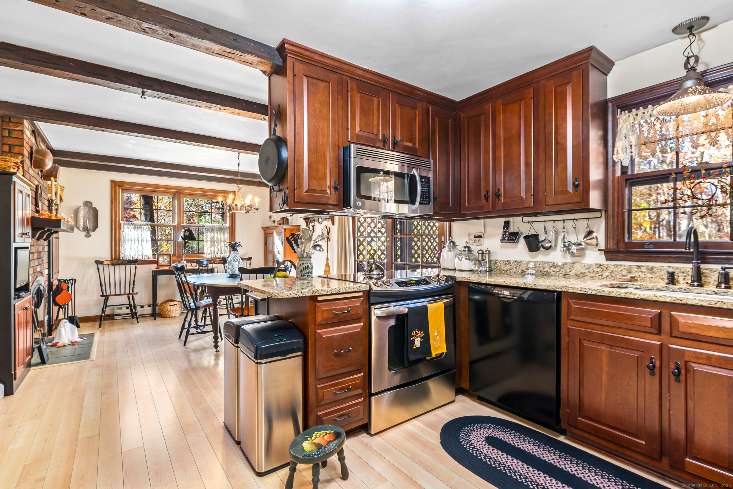 24 Quiet Woods Road, East Hampton, Connecticut image 13
