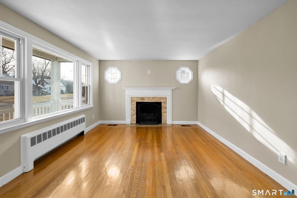 Photo of 29 Shady Lane, East Hartford, CT 06118 (MLS # 24145448)