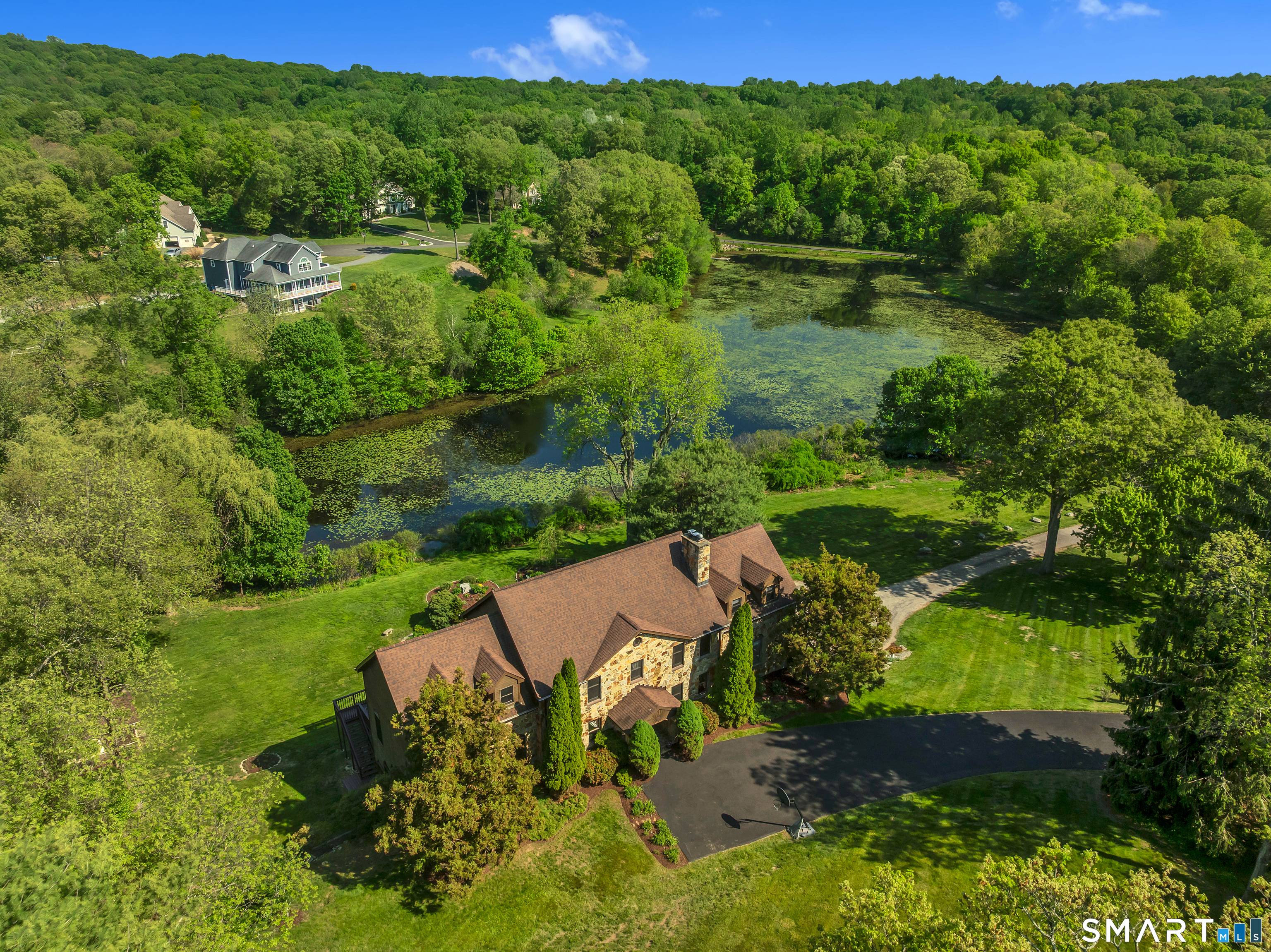 194 Quaker Farms Road