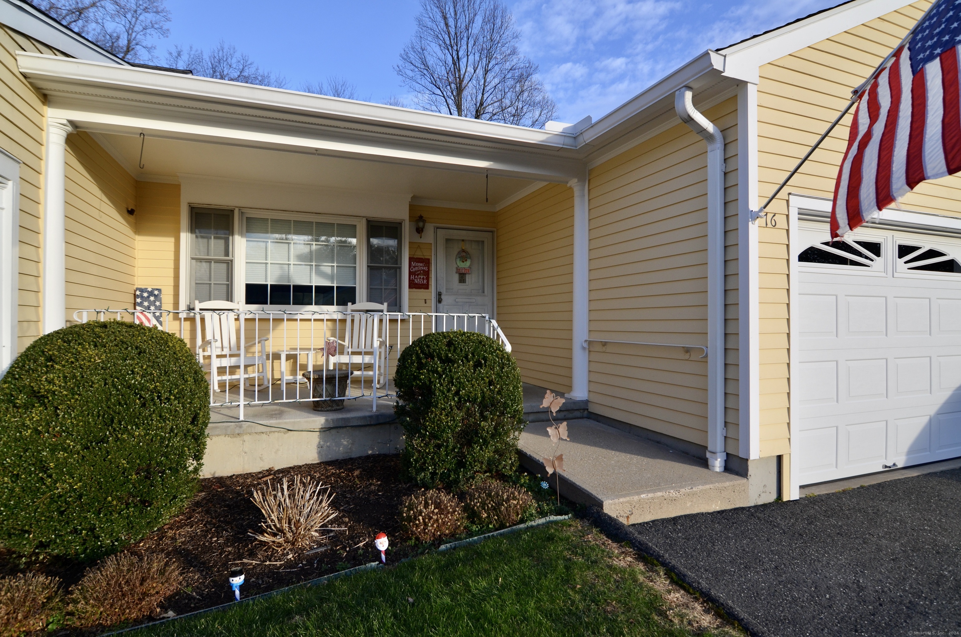 Property for Sale at 76 Highland Drive 76, Monroe, Connecticut - Bedrooms: 1 
Bathrooms: 3 
Rooms: 4  - $379,000