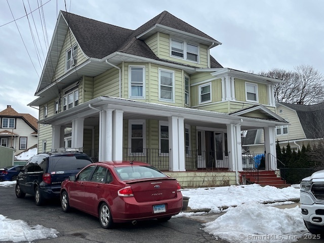 Property for Sale at Wentworth Street, Bridgeport, Connecticut - Bedrooms: 8 
Bathrooms: 3 
Rooms: 15  - $549,900