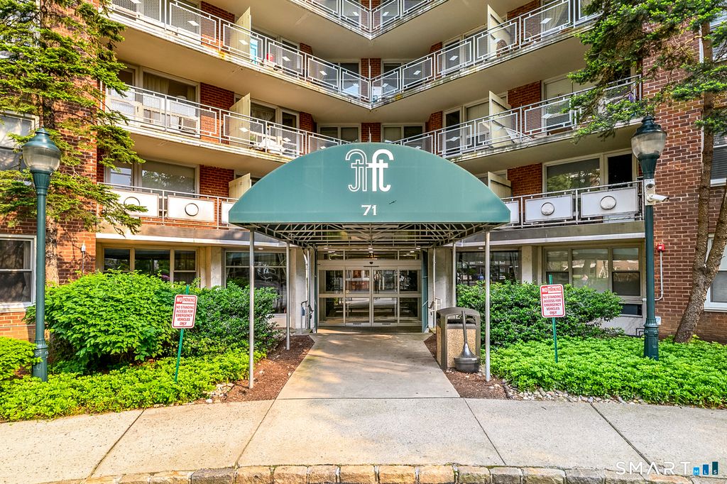 Photo of 71 Strawberry Hill Avenue #519, Stamford, CT 06902 (MLS # 24180734)