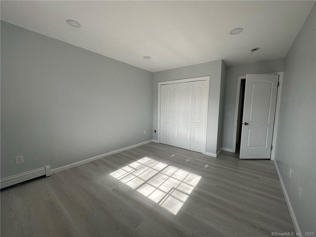 Photo 17 of 31 of 18 Canterbury Road condo