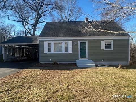 23 Glendale Road Montville CT 06370