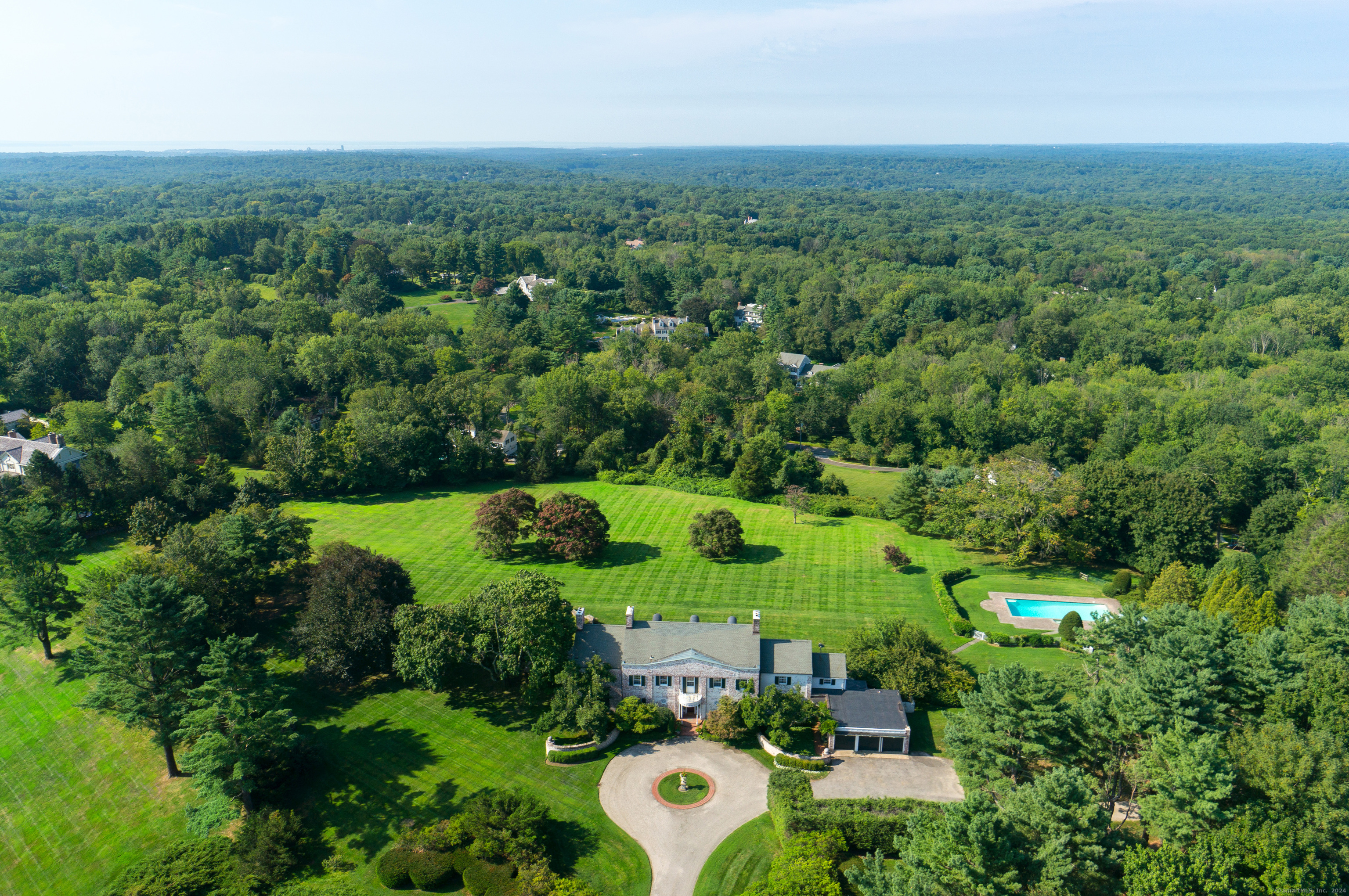 Property for Sale at 930 Oenoke Ridge, New Canaan, Connecticut - Bedrooms: 7 
Bathrooms: 7 
Rooms: 15  - $6,995,000