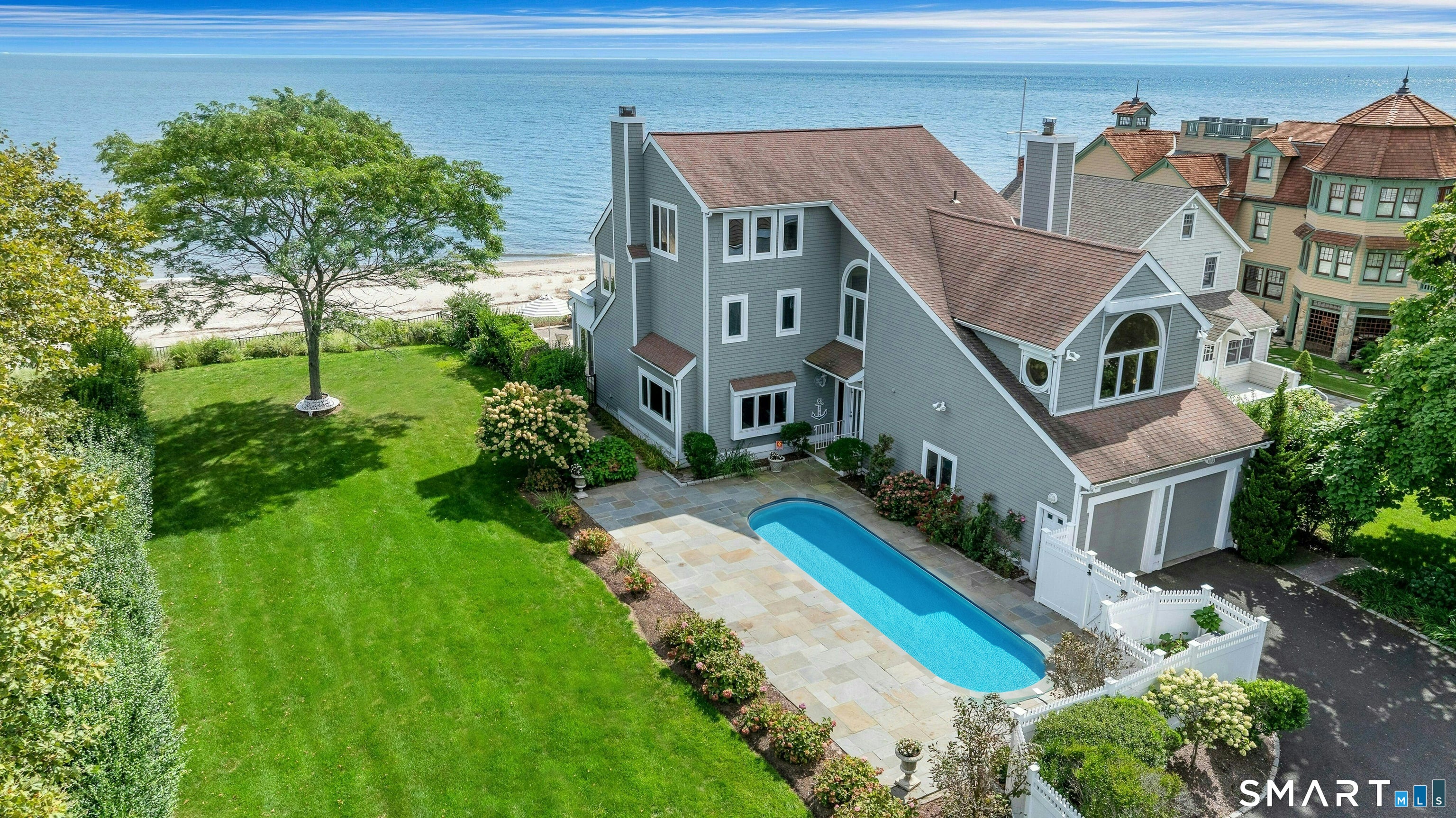1859 Fairfield Beach Road