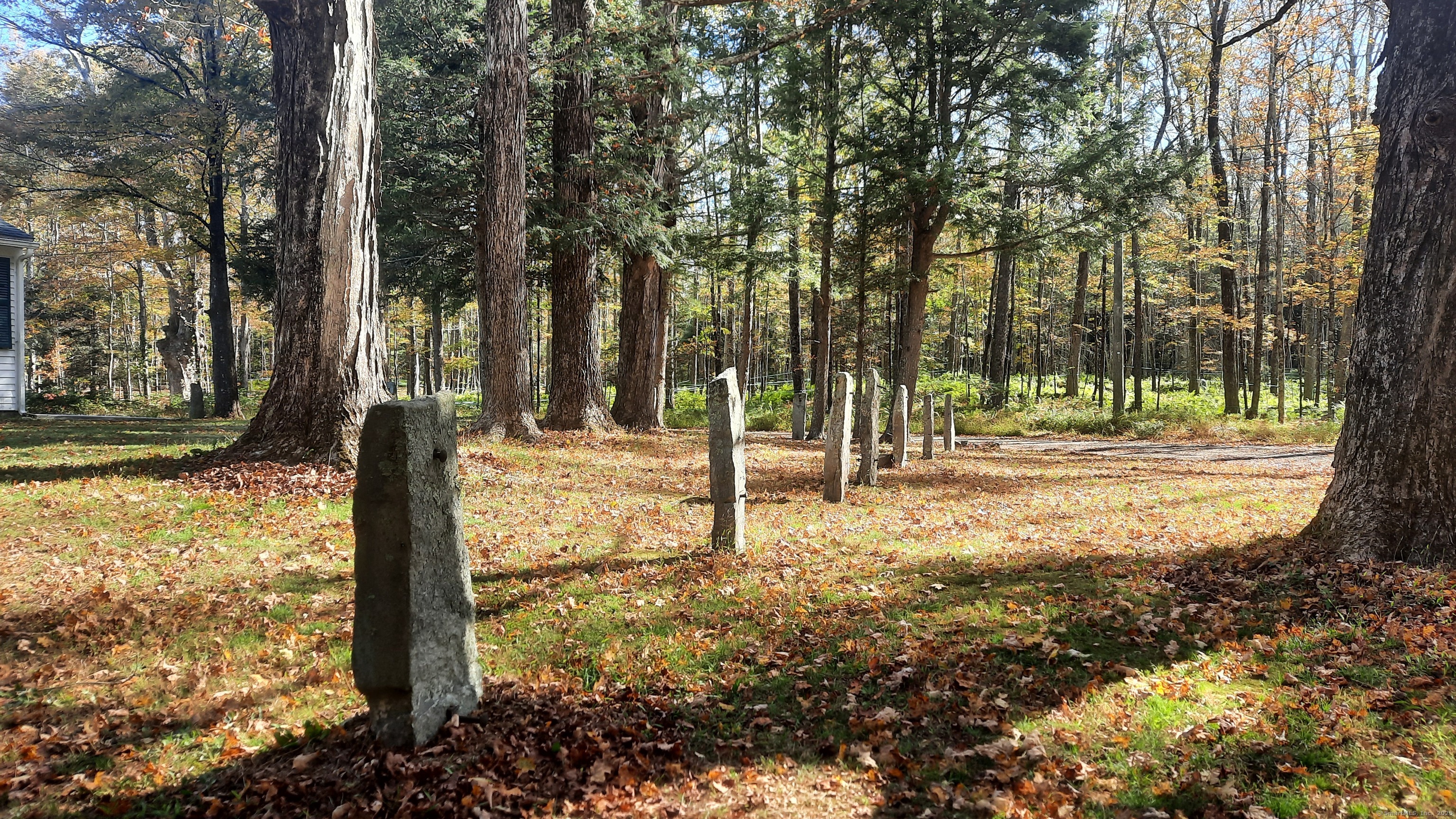 140 Ragged Hill Road