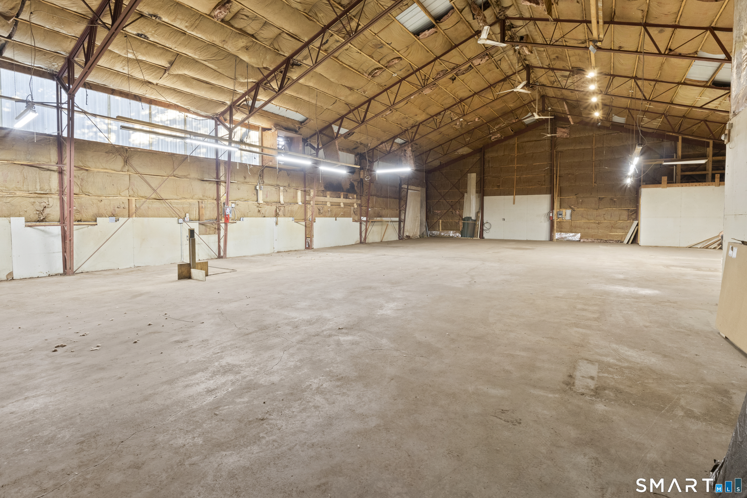 140 Ragged Hill Road