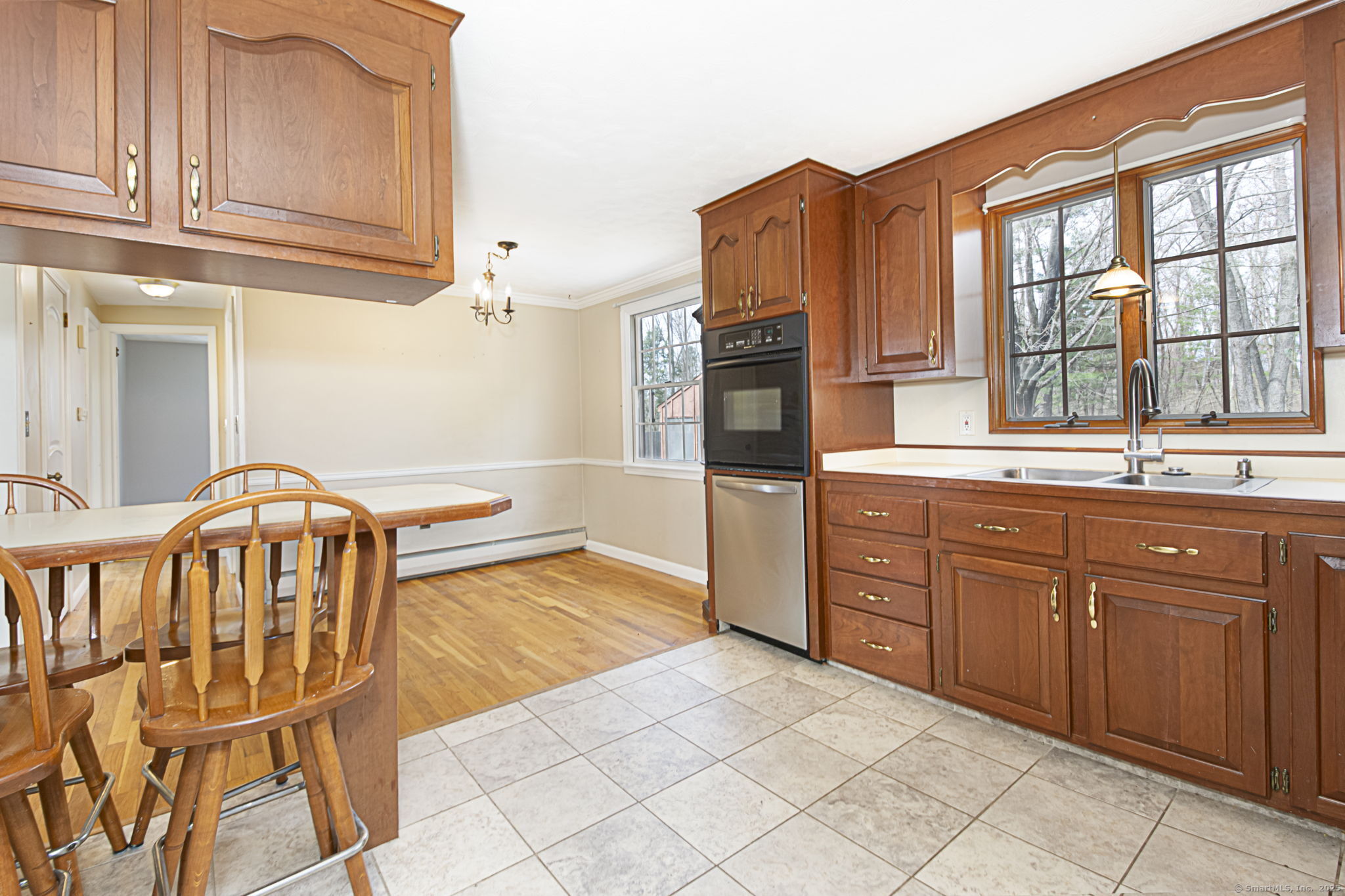 9 Bobolink Lane, Enfield, Connecticut image 11