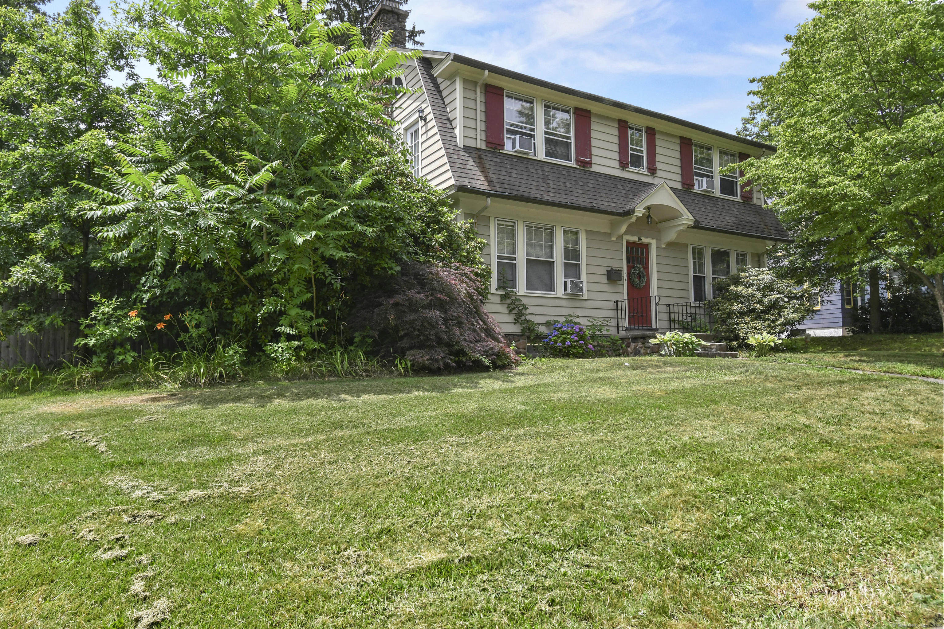 36 Winthrop Terrace