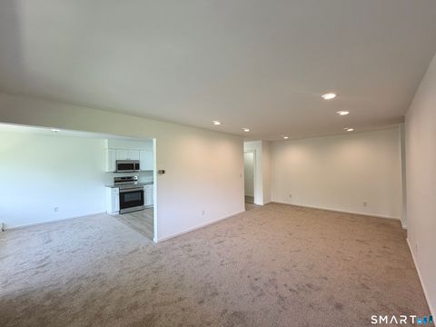 Tiny photo for 154 Cold Spring Road #86, Stamford, CT 06905 (MLS # 24179661)