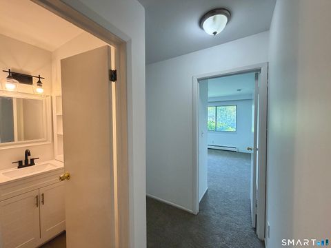Tiny photo for 154 Cold Spring Road #86, Stamford, CT 06905 (MLS # 24179661)