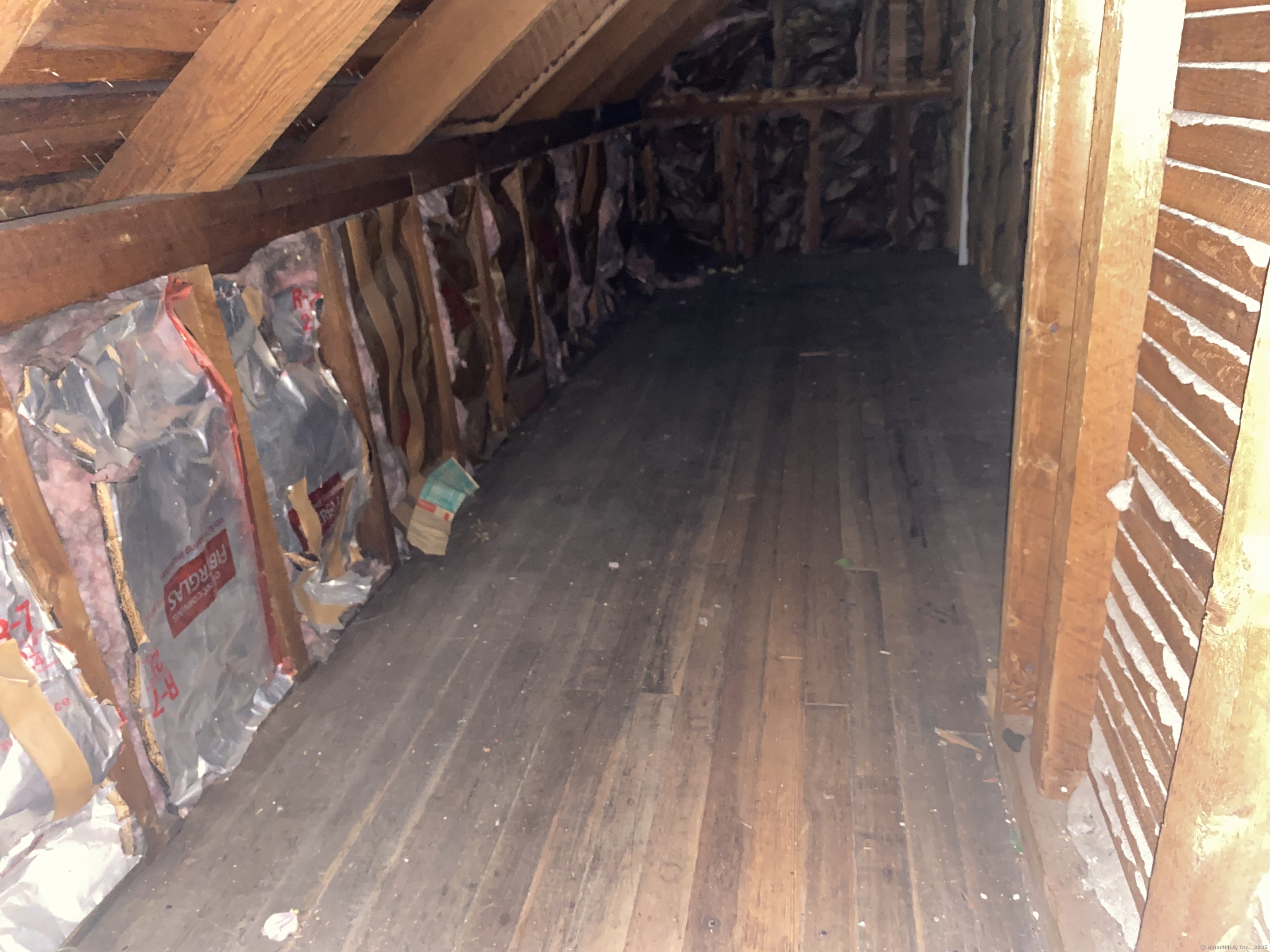 Middletown, Connecticut 06457, United States, 2 Bedrooms Bedrooms, ,1 BathroomBathrooms,Residential,Pending,185195