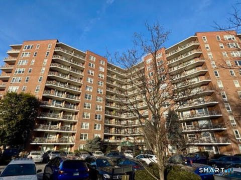 Photo of 91 Strawberry Hill Avenue #APT 534, Stamford, CT 06902 (MLS # 24152036)