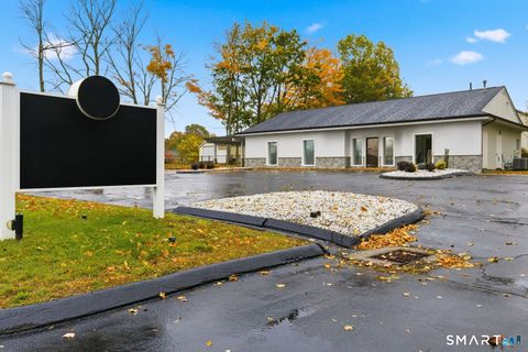 Photo of 101 Quinnipiac Avenue, North Haven, CT 06473 (MLS # 24145345)