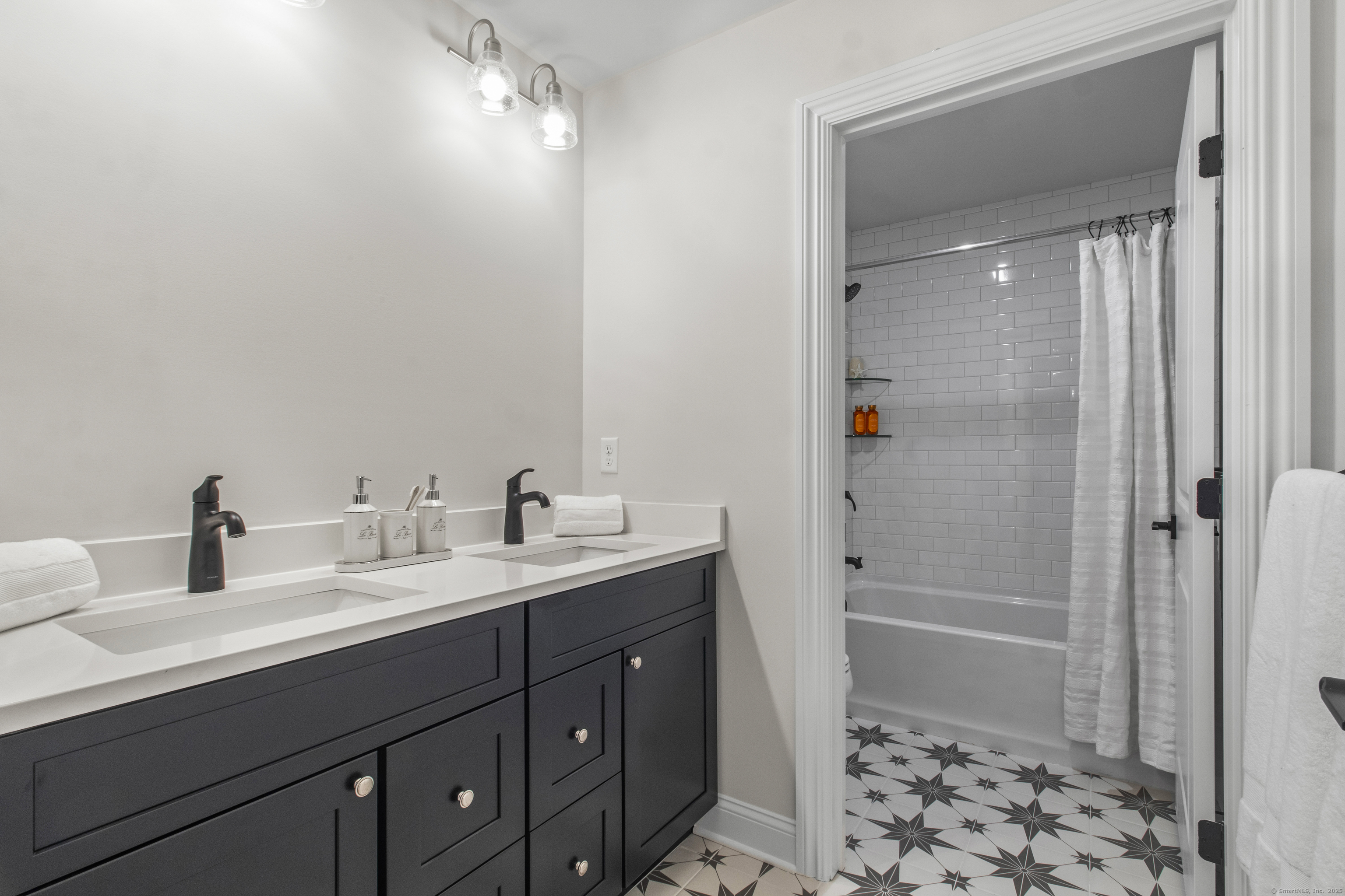 38 Summertime Circle, Stonington, Connecticut image 20