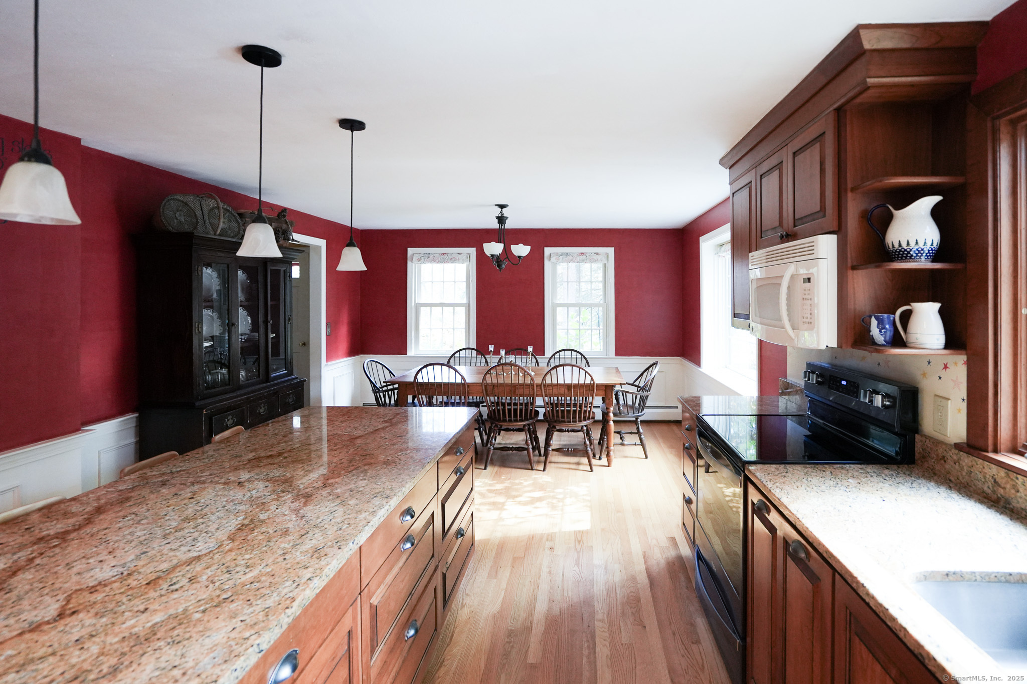 112 Tamara Circle, Avon, Connecticut image 14