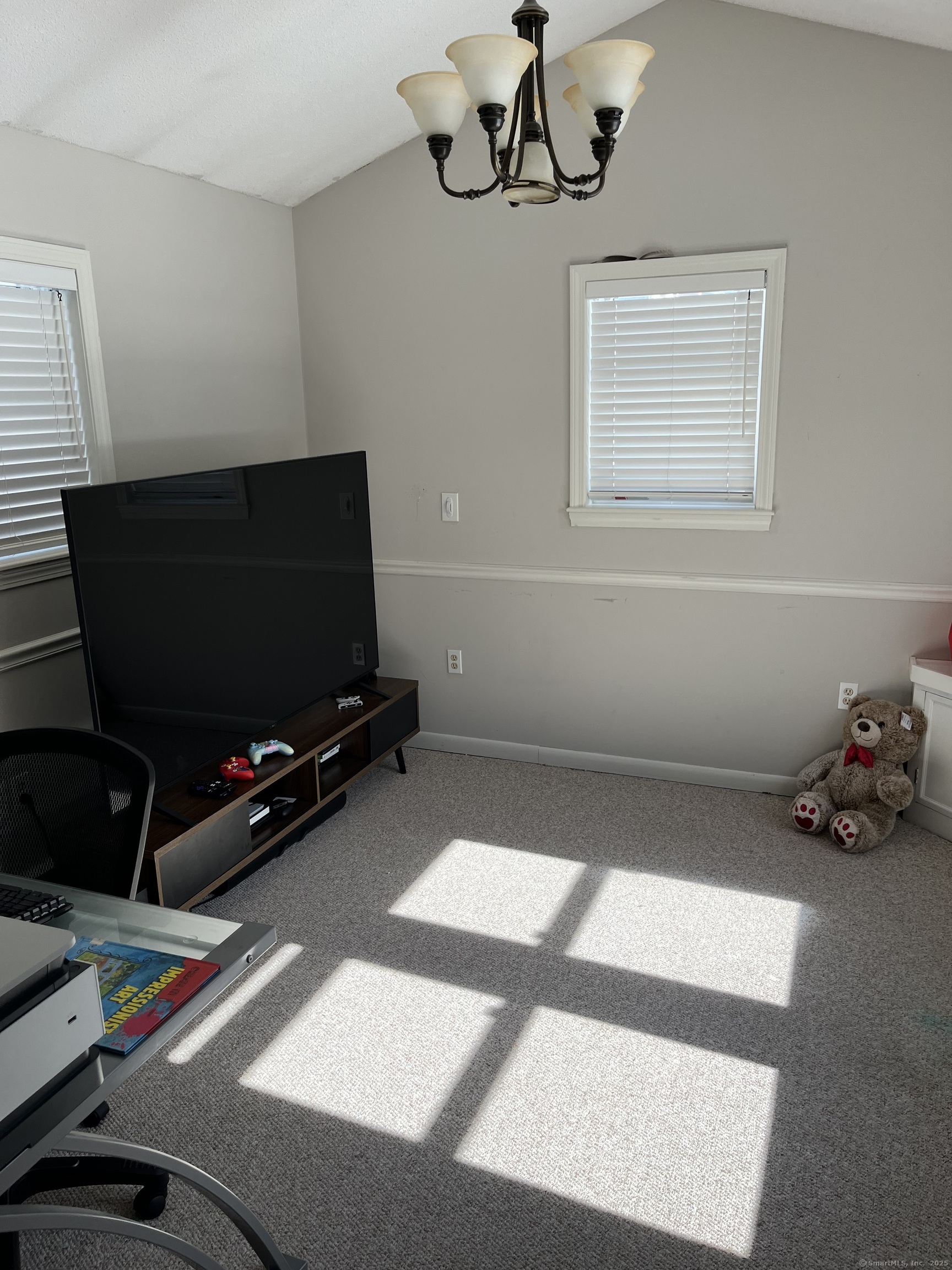 35 Steele Road, Enfield, Connecticut image 7